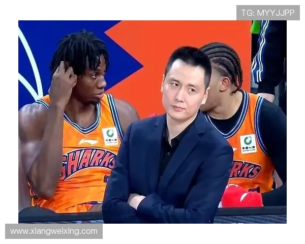 卢伟谈战广东轮换洛夫顿或轮休