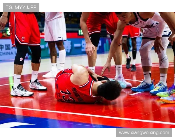 郭艾伦前交叉韧带断裂确定手术